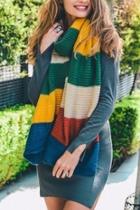  Color Block Knit Scarf