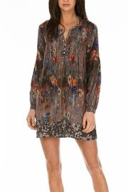  Monique Tunic