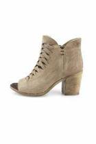  Flamenco Bootie