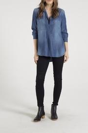  Chambray Placket Pullover
