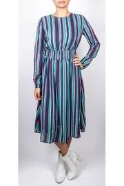  Retro Midi Dress