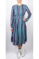  Retro Midi Dress