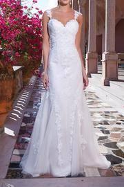 Sleeveless Pleated Bridal Gown