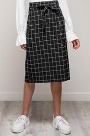  Gridline Knee Skirt