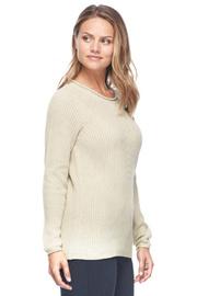  Shaker Crew Sweater
