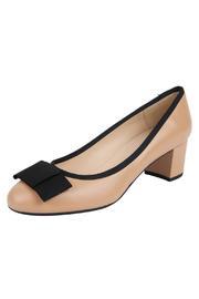  Debra Heel
