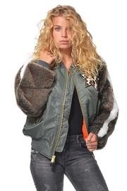  Bomber Fur Sleeves