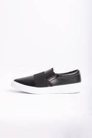 Black Fashion Sneaker