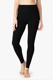  Essential High-waisted Legging