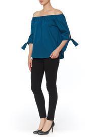  Off Shoulder Tie Up Top