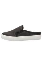  Jaxon Sneaker Slide