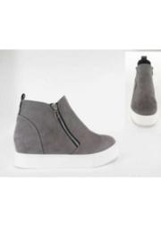  Grey Wedge Sneaks