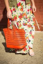  Coral Cutout Tote