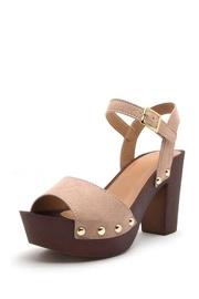  Blush Wooden Heel