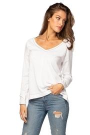  Subtle Luxury Julia Contrast V-neck Pullover