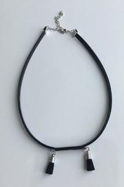  Fringe Choker