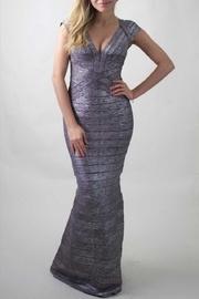  Bee Daring Gown