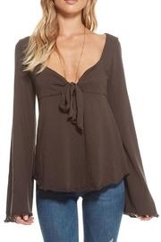  Sweetheart Tie-front Top