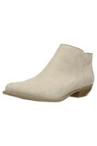  Walk Right Bootie