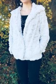  Arctic Faux-fur Jacket