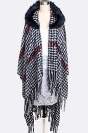  Faux-fur Hooded Shawl-scarf