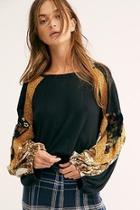  Casual Clash Top