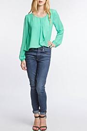  Overlapped Front Top