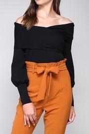  Balloon Sleeve Cross-top