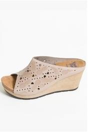 Iva Pineapple Wedge Sandal