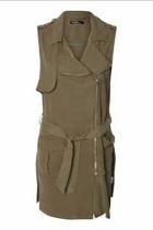  Zip Sleeveless Vest