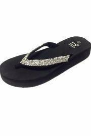  Rhinestone Flip Flops