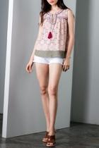  Metallic Swing Tank