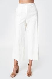  Cropped Linen Trousers
