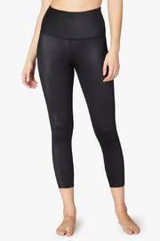  High Waisted Gloss Capri