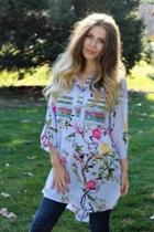  Colorful Floral Tunic