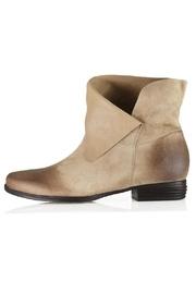  Elsy Suede Booties