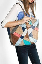  Shopper Capri Atlas