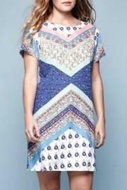  Floral Tile Shift Dress