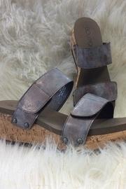  Two-way Wedge