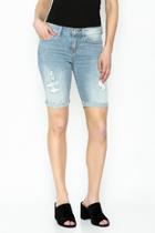  Beermuda Distressed Shorts
