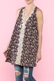  Floral Split Back Tunic