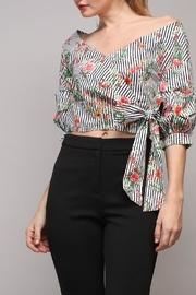  Stripe Flower Top