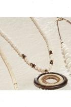  Round-pendant Wood Necklace
