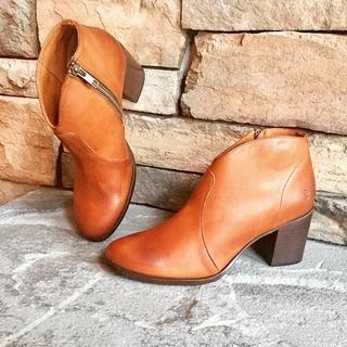  Nora Side Zip Bootie