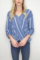  Patterned Overlay Top