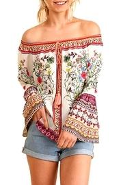  Floral Off-the-shoulder Top