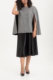  Josephine Houndstooth Cape