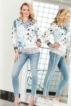  Abstract Dot Jacket