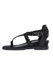  Earthly Sandal