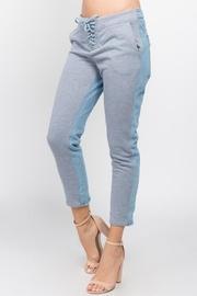  Combonation Jeans